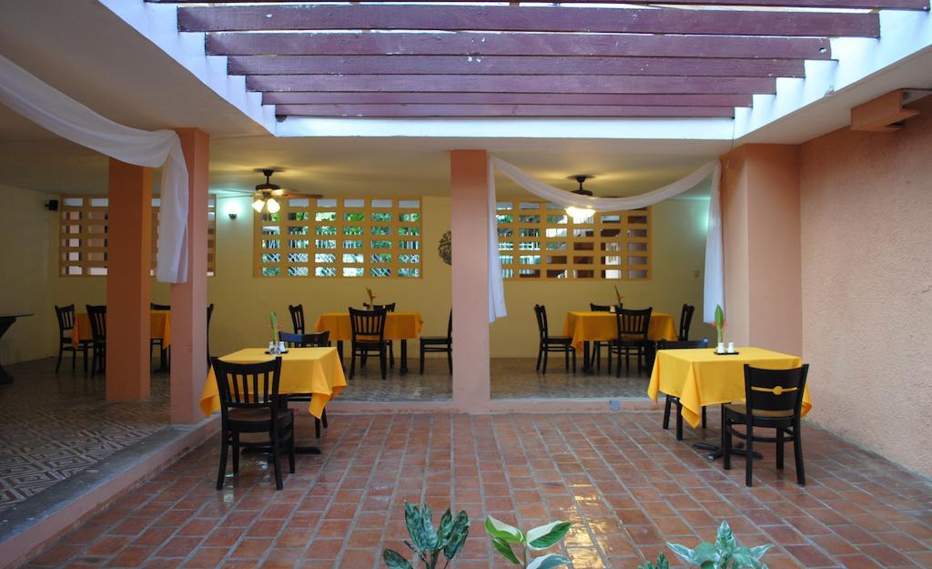 Hotel Imperial Cap-Haïtien Exteriér fotografie